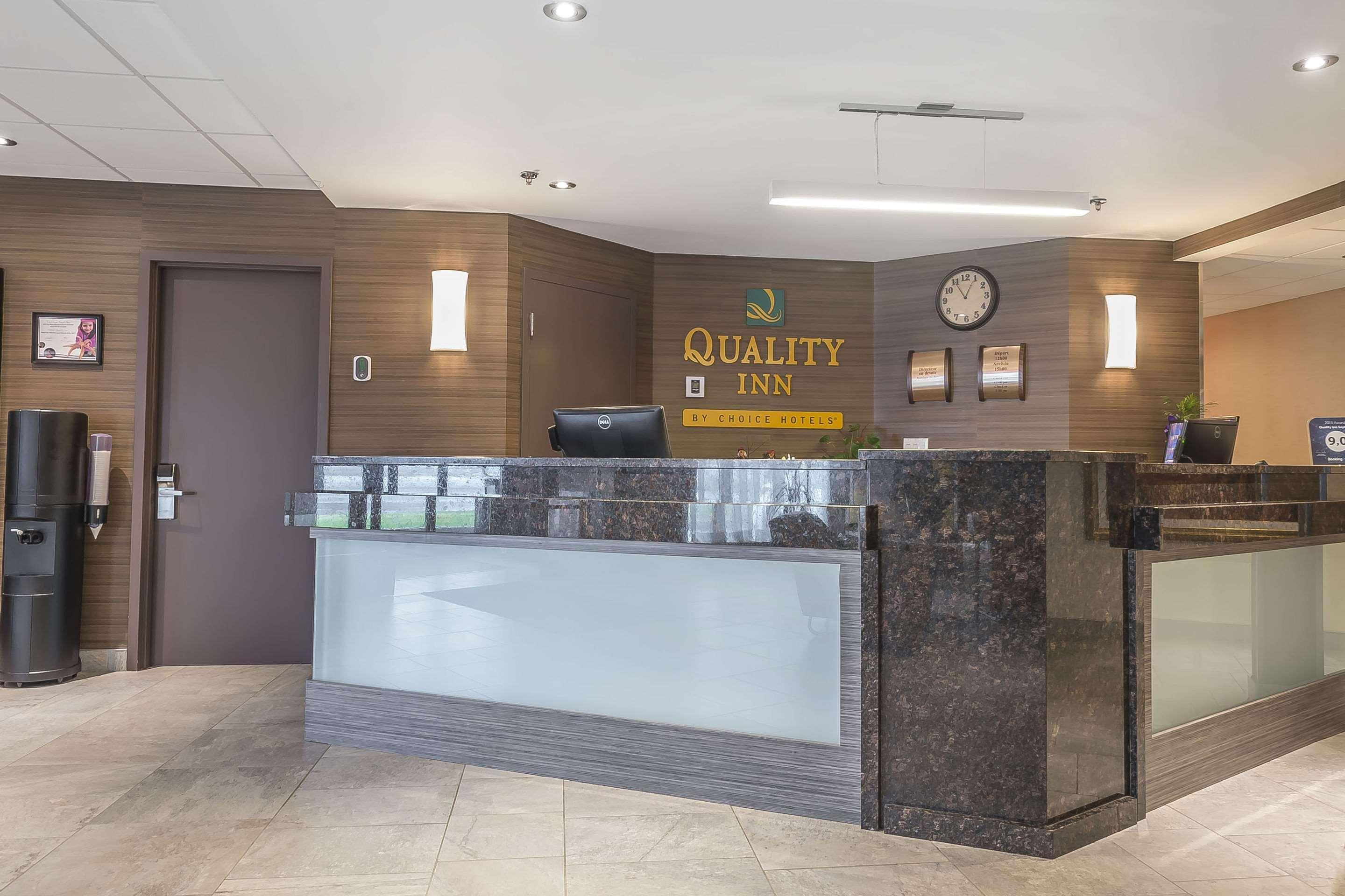 Quality Inn Sept-Îles Dış mekan fotoğraf